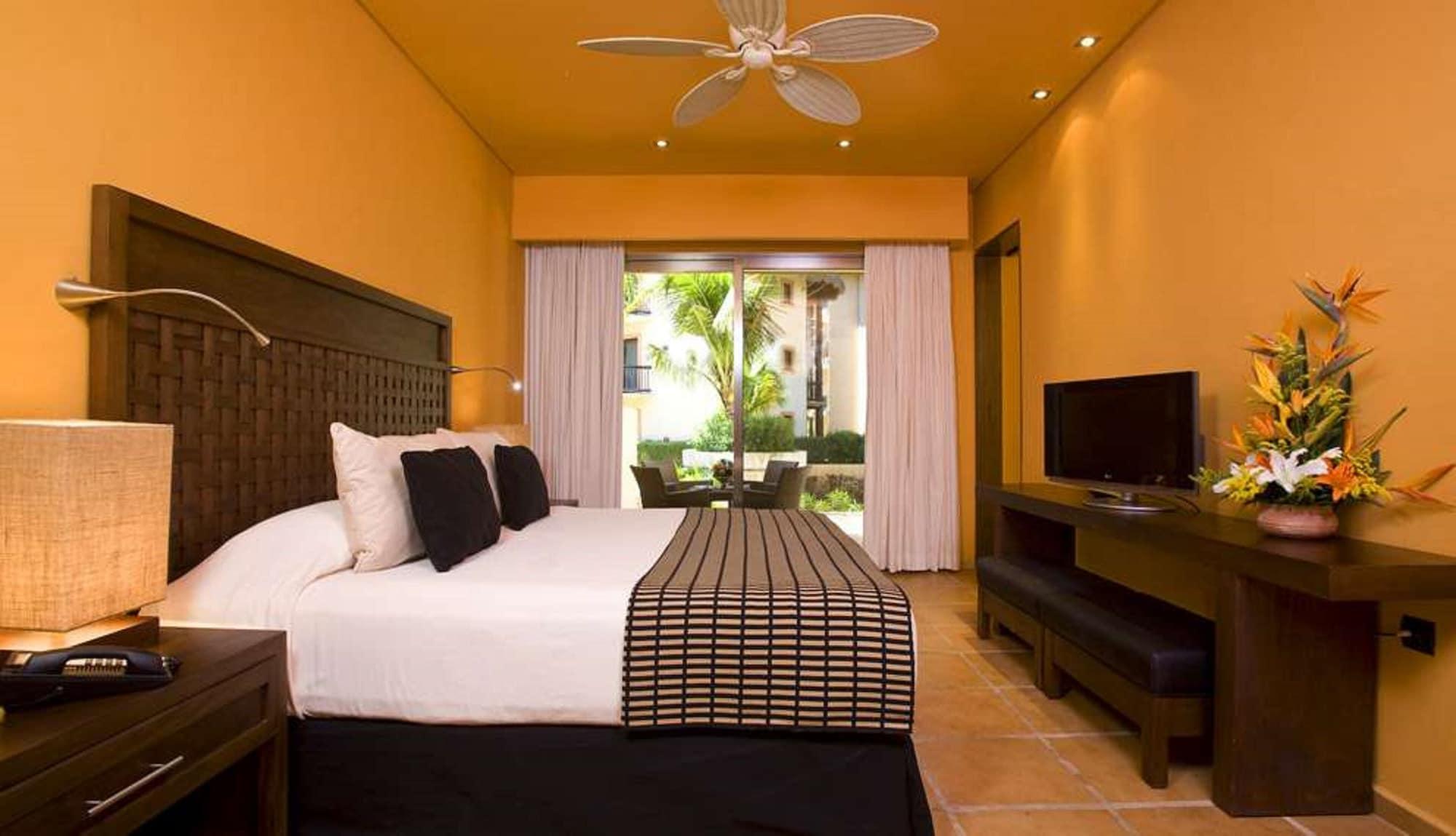 Catalonia Yucatan Beach Resort & Spa Puerto Aventuras Eksteriør billede